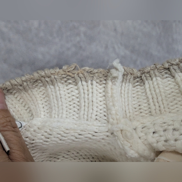 Nicole Winter Medium Vintage Sweater Floral Needlep-looking Designs - Picture 9 of 13